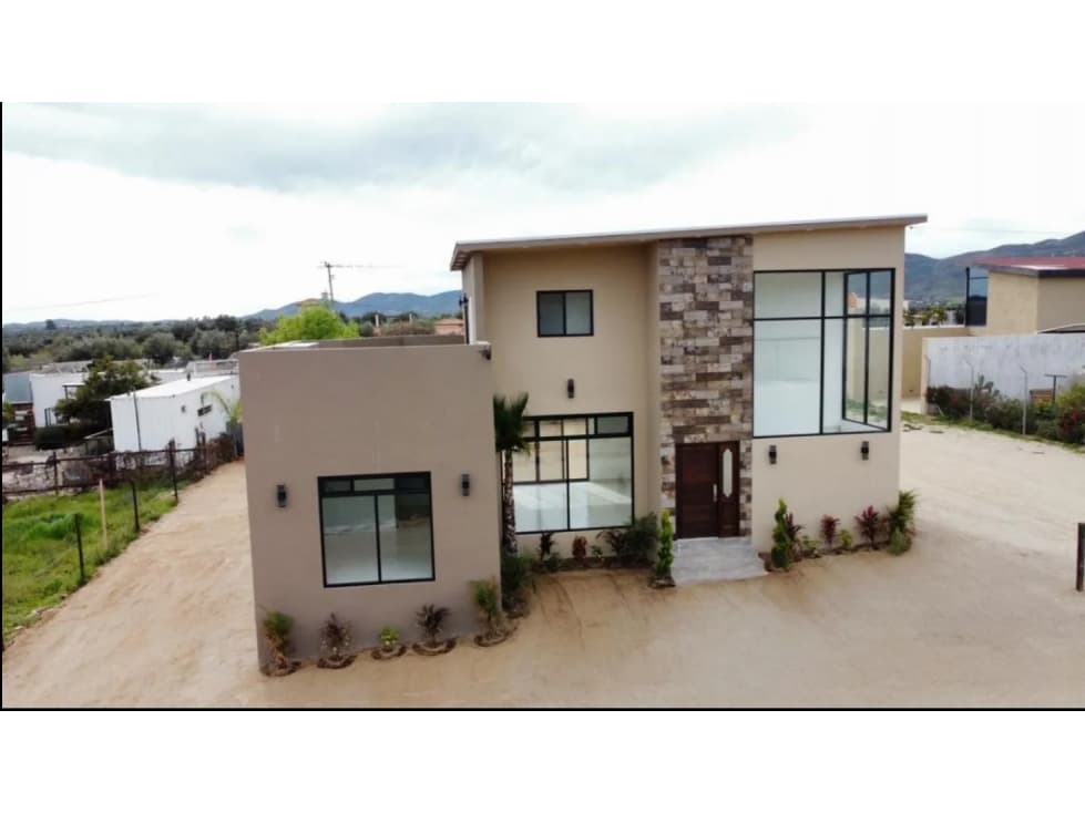VENTA CASA NUEVA AL LADO DE CASA ADOBE GUADALUPE EN VALLE DE GUADALUPE - 1