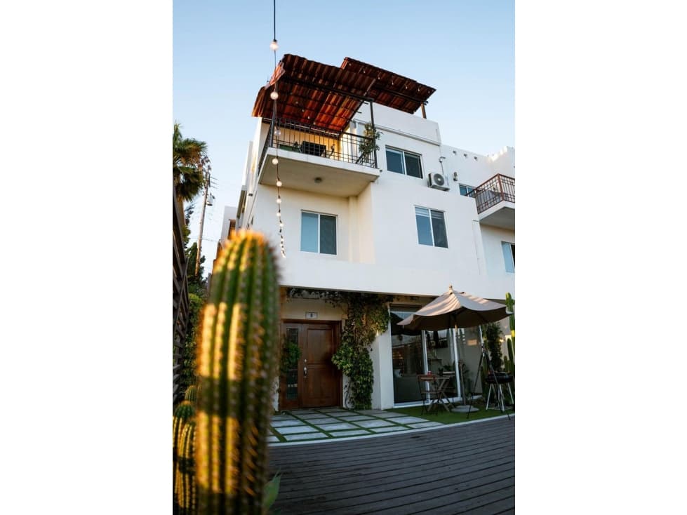 SE VENDE CASA EN ZONA EXCLUSIVA DE ENSENADA, CHAPULTEPEC - 1
