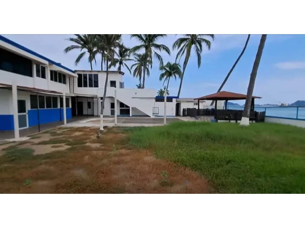 SE VENDE CASA EN LA PLAYA FRACC. PLAYA AZUL MANZANILLO COLIMA, MÉXICO - 1
