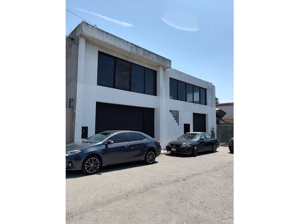 VENTA AMPLIA BODEGA EXC. UBICACIÓN EN LA COLONIA LOPEZ LUCIO TIJUANA - 1
