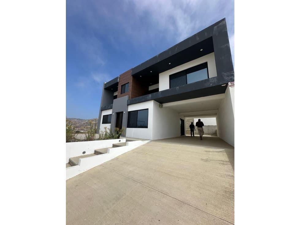 VENTA DE RESIDENCIA CON VISTA AL MAR EN COLINAS DEL SAUZAL ENSENADA - 1