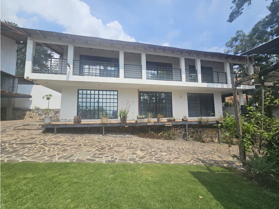 2 cabañas y casa en venta en zona céntrica de Mazamitla jalisco - 1