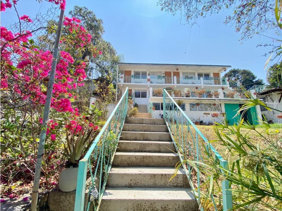 PEQUEÑO HOTEL EN VENTA  - 1
