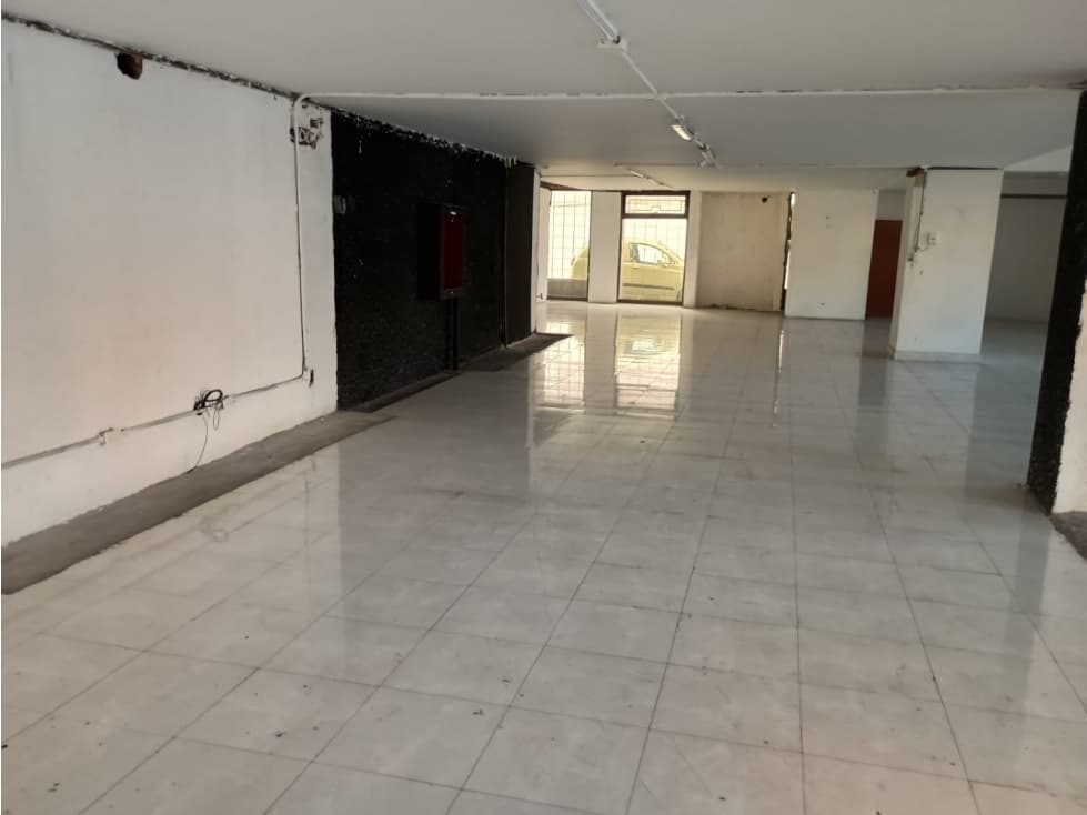 Renta local comercial a Pie de Calle en San Ángel Sobre Av. Revolución - 1