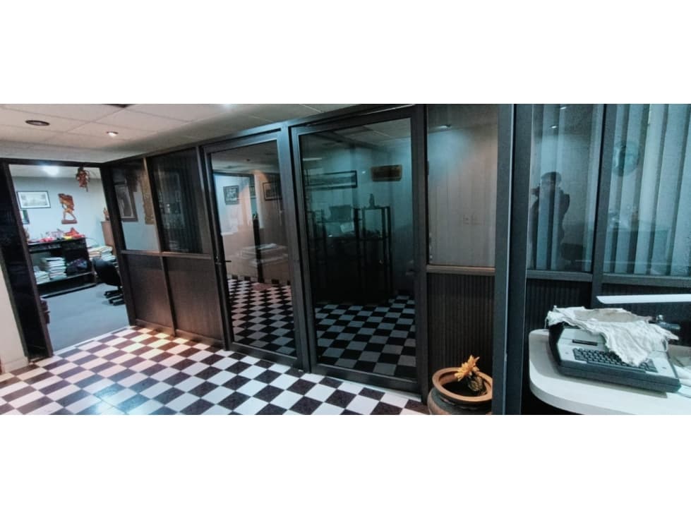 Oficina en renta,110 m2,2 lugares estacionamiento, Av. Rio Churubusco - 1