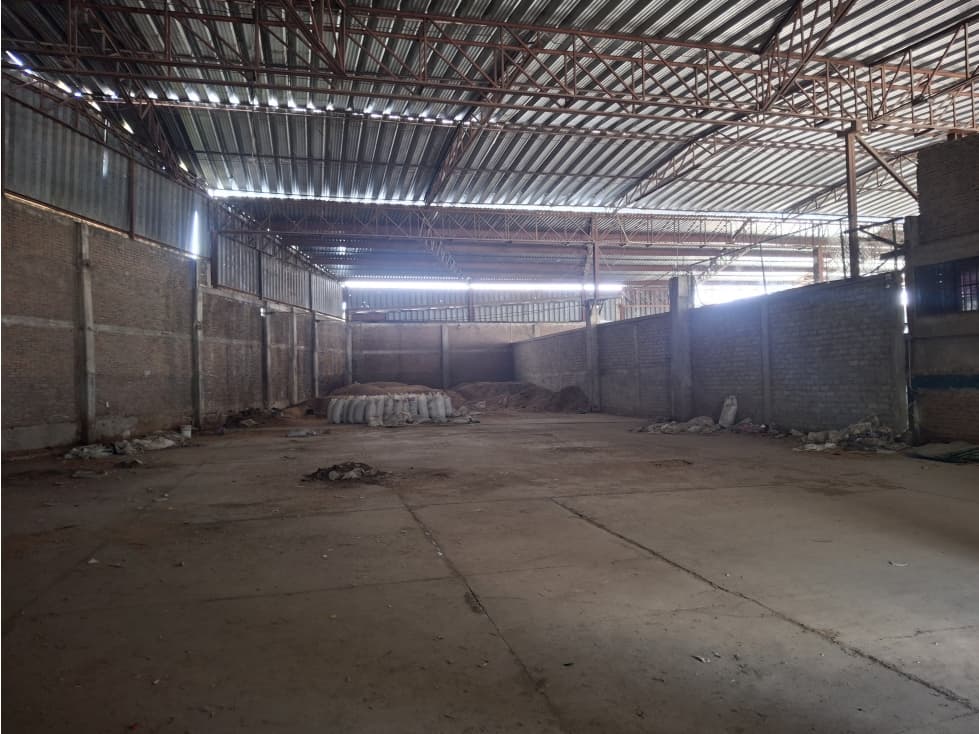 BODEGA RENTA AV LAZARO CARDENAS CRUCERO CAYACO ACAPULCO - 1