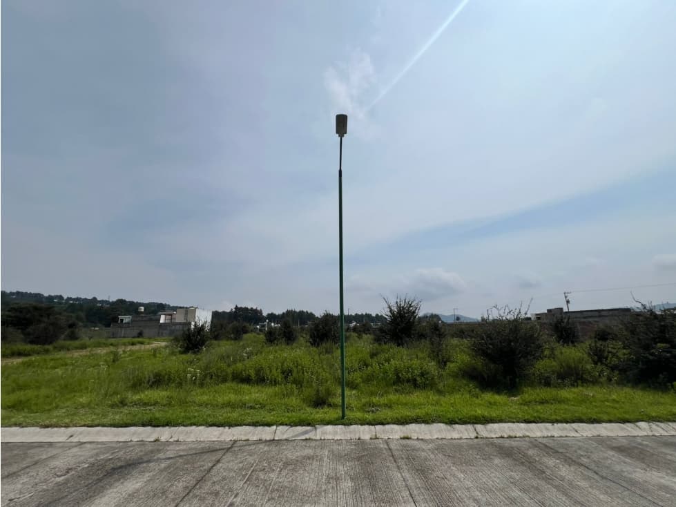 2 Terrenos Bien Ubicados en Venta Fraccionamiento Encinos Patzcuaro - 1