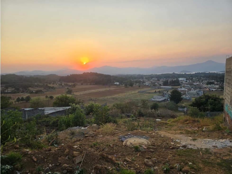 Terreno en venta con vista al Lago Patzcuaro - 1