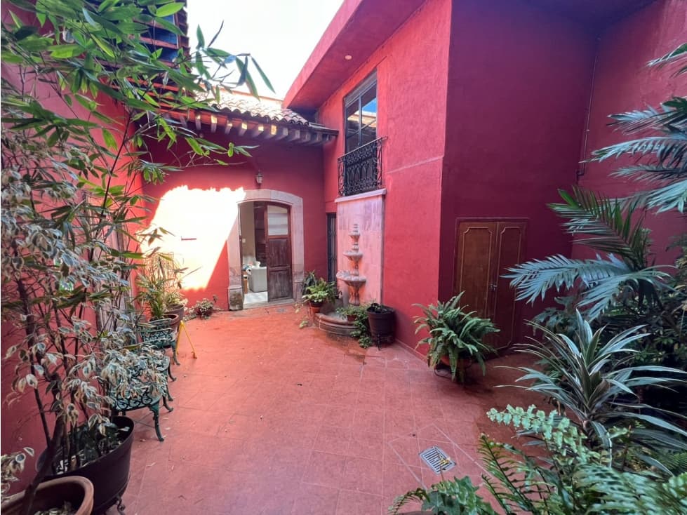 Casa comercial en renta centro Pátzcuaro - 1