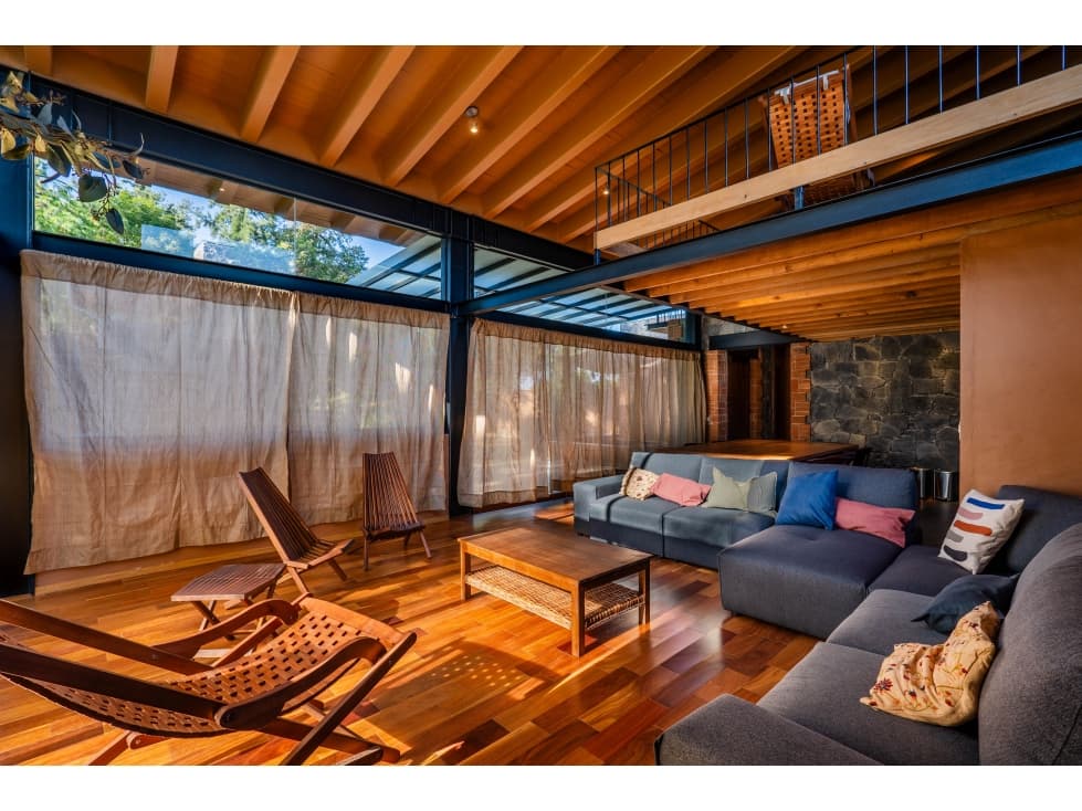 Casa Nueva en Venta Orilla Lago de Patzcuaro Fracc Privado - 1