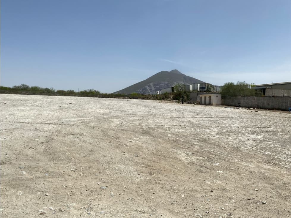 APV TERRENO COMERCIAL O INDUSTRIAL EN RENTA EN SANTA CATARINA - 1
