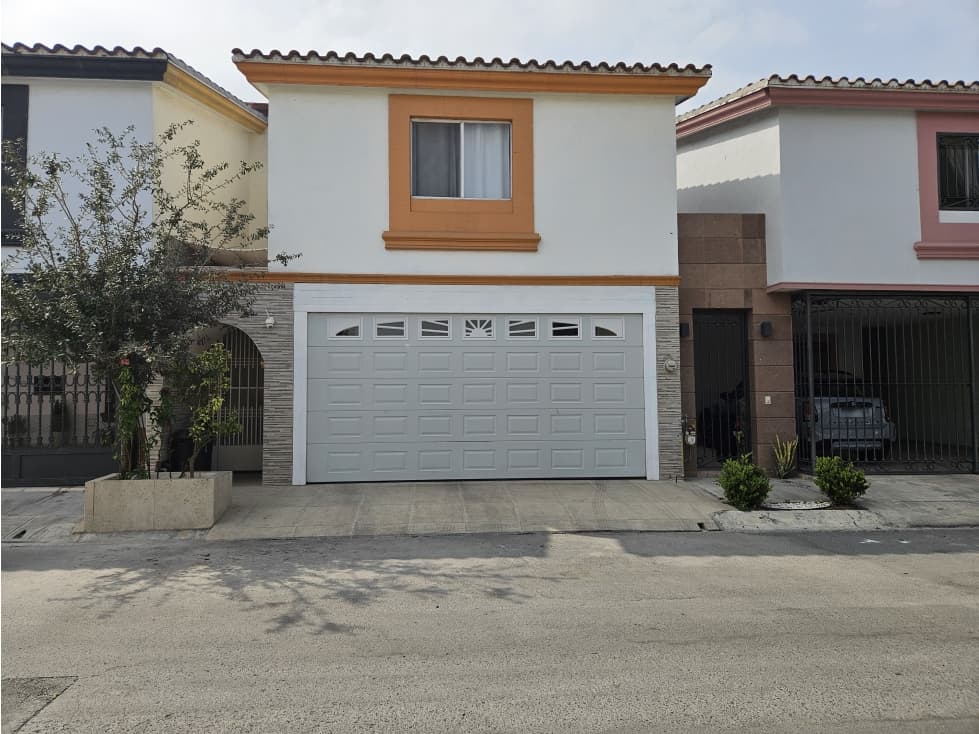 ECL VENTA CASA PRIVADAS DE ANAHUAC ESCOBEDO - 1