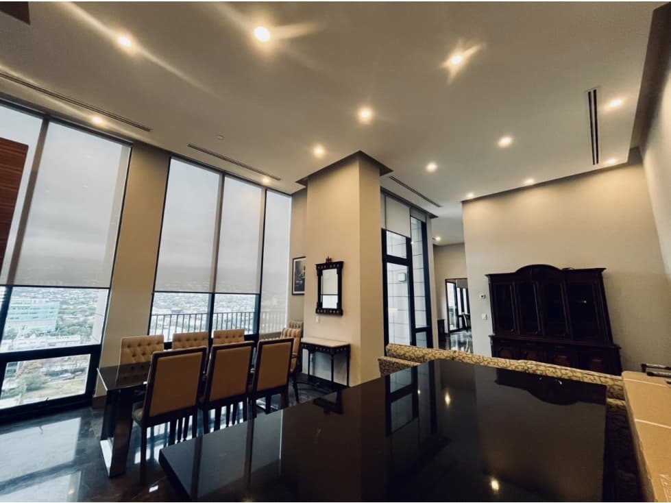 Depa de LUJO AMUEBLADO en Torre Stonetree en Centrito Valle | 8A - 1