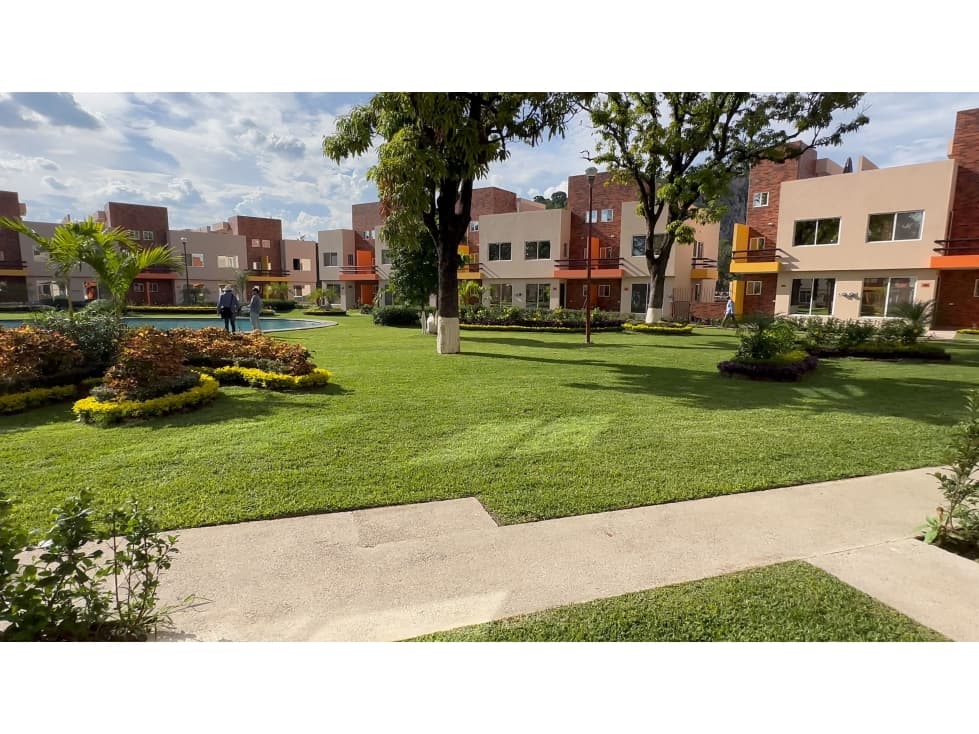 Excelente casa en fraccionamiento en Yautepec, Morelos - 1