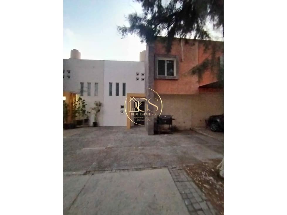 CASA AMUEBLADA EN RENTA VILLAS VICENZA CELAYA - 1