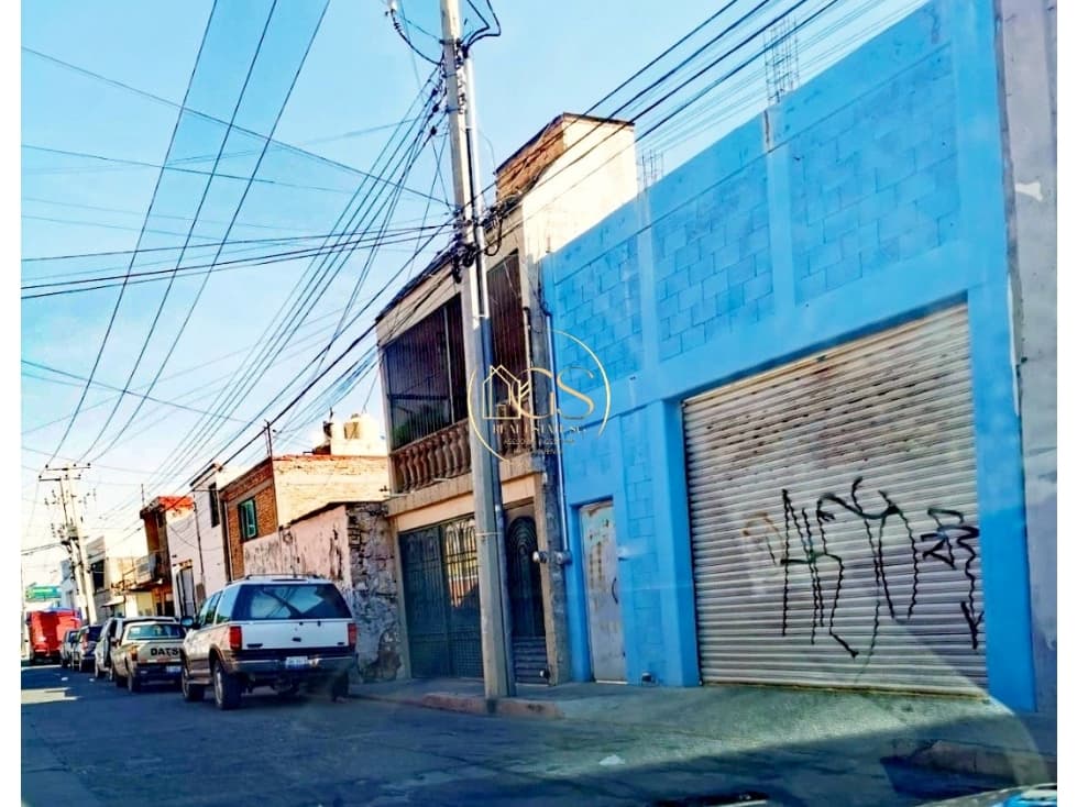 BODEGA ABIERTA TIPO LOFT EN VENTA CENTRO CALLE MORELOS CELAYA - 1