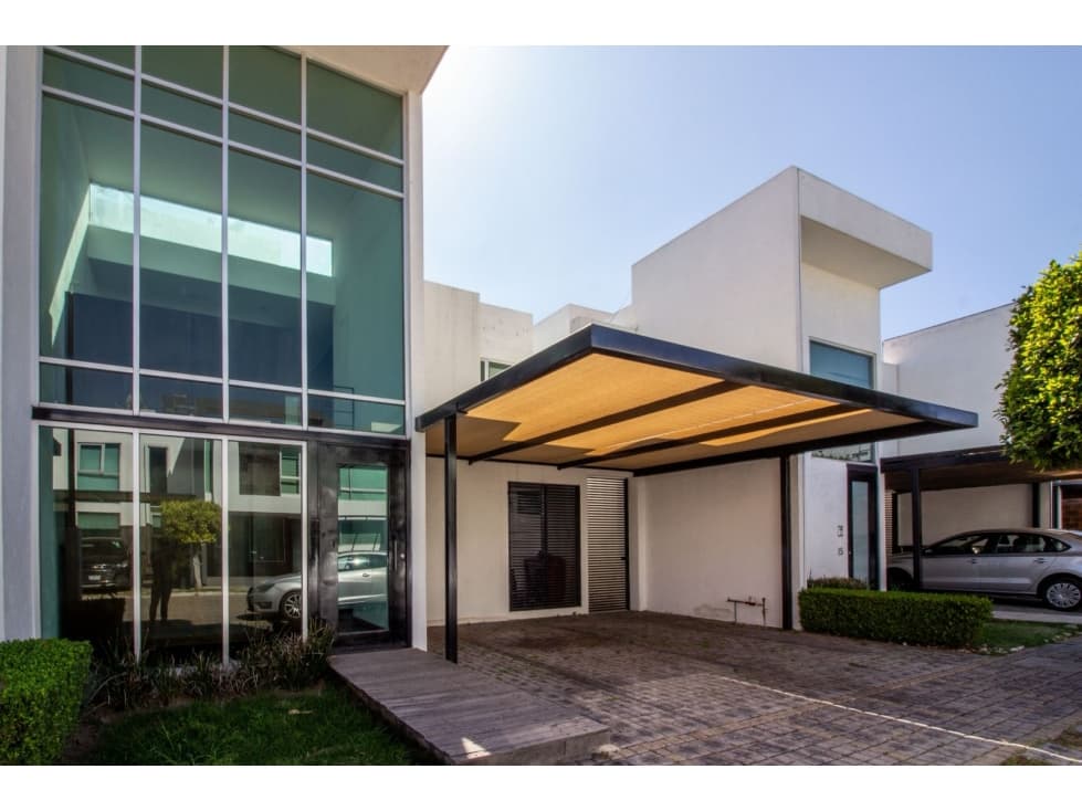 Casa En Venta Cluster 12 12 12 Lomas De Angelopolis - 1