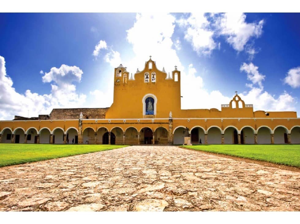 TERRENOS EN PREVENTA IZAMAL YUCATAN, PUEBLO MAGICO - 1