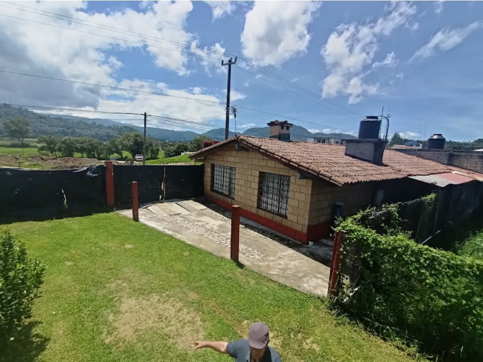 OPORTUNIDAD, CASA EN VENTA VALLE DE BRAVO - 1