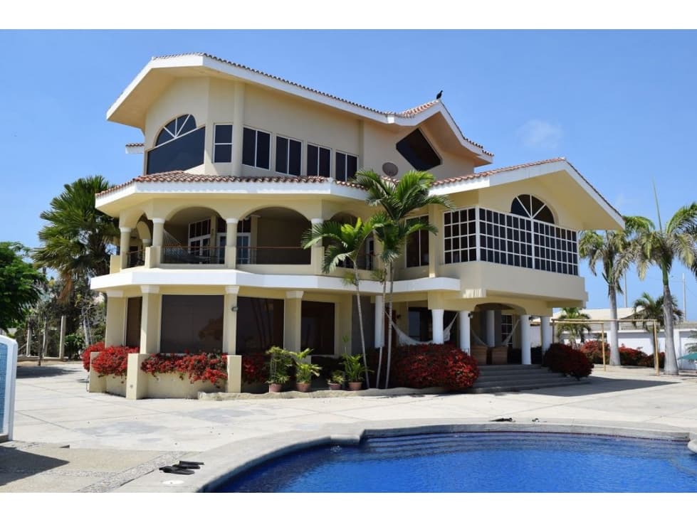 Alquilo Casa Grande Frente al Mar para Eventos en Salinas - 1