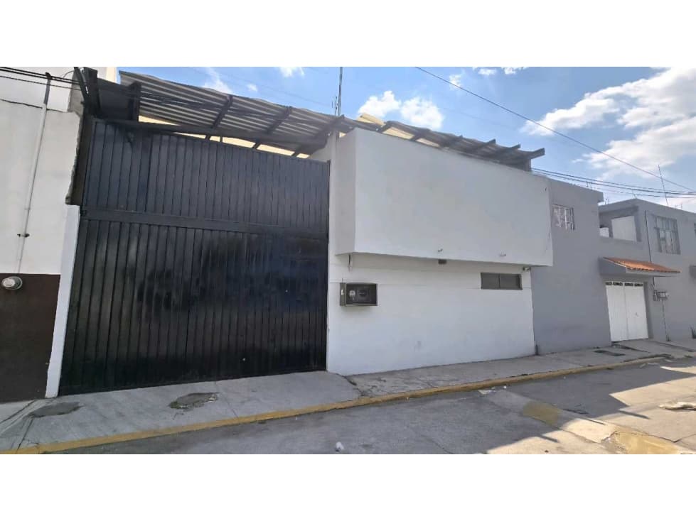 Bodega en Venta con Oficina en Col. La Loma - 1