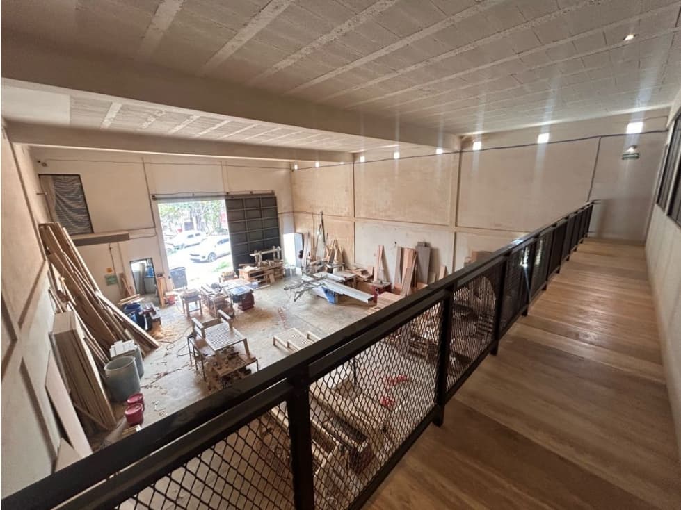 Bodega de 250 m2 en venta en av portillo - 1