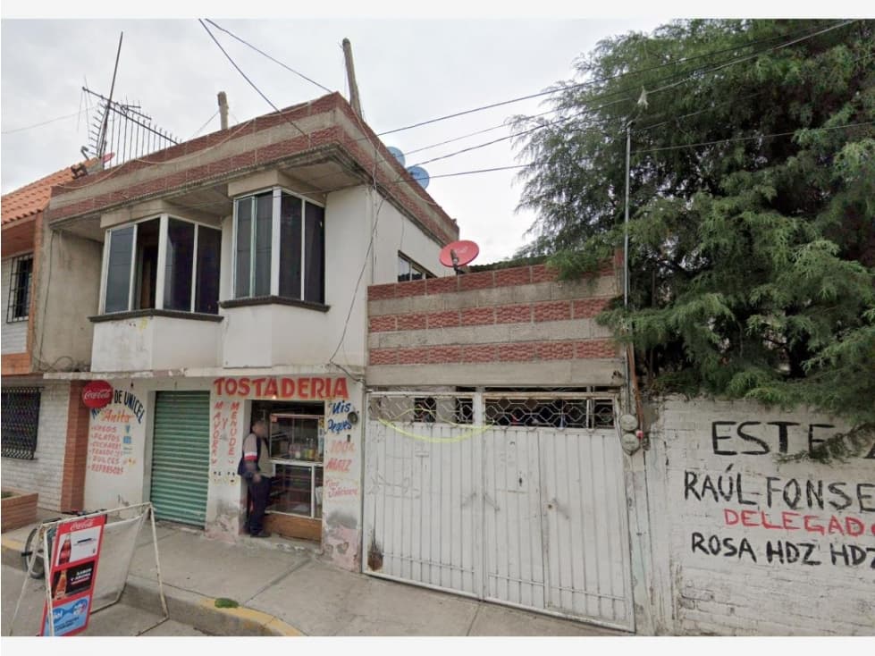 Casa en Remate en Emiliano Zapata, Chicoloapan, México - 1