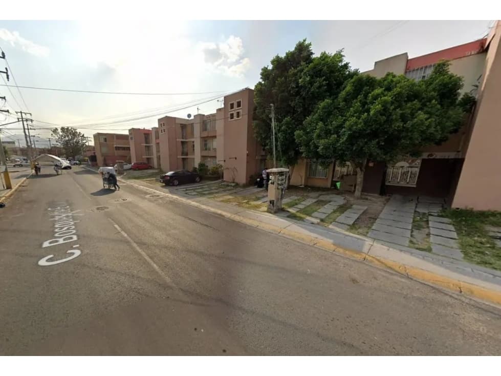Casa en Remate en Los Héroes Tecámac, Tecámac, México - 1