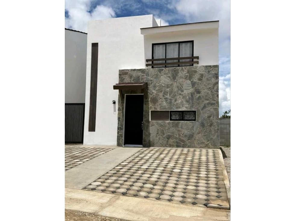Casa en renta Castellana Residencial - 1