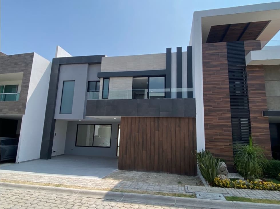 Casa en venta a estrenar. A dos minutos de Barrio Cascatta. - 1
