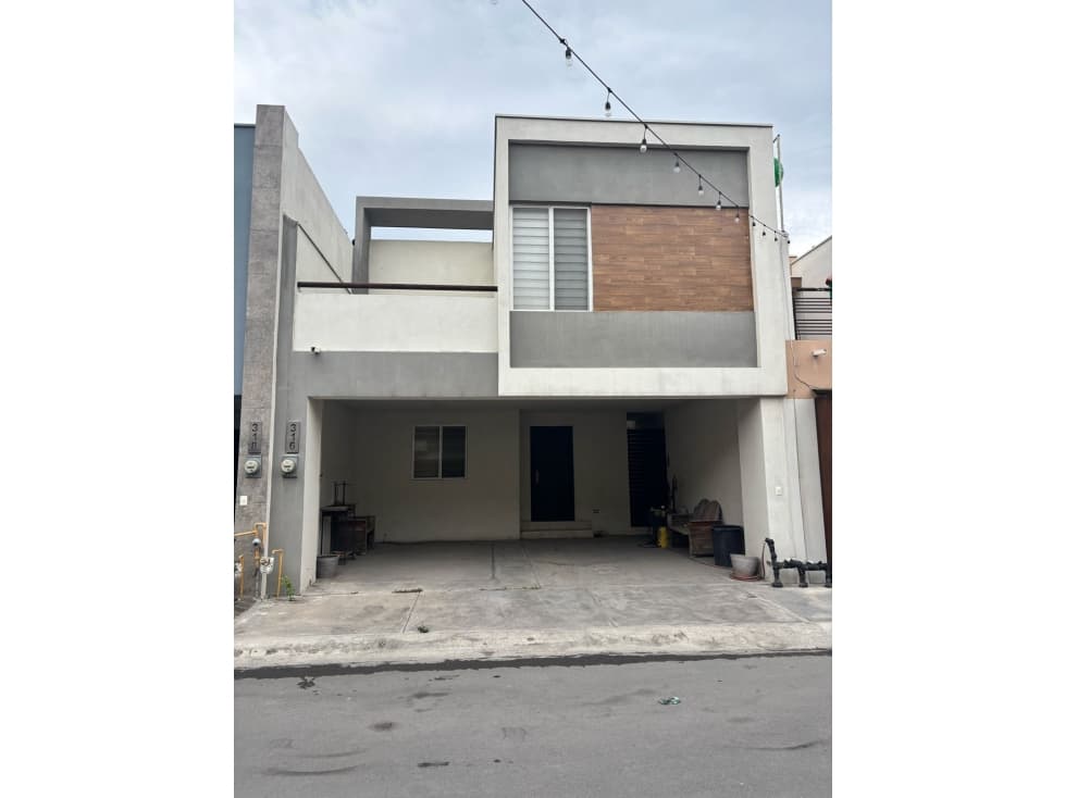 CASA EN VENTA EN ESCOBEDO FRACCIONAMIENTO CANTERAS - 1