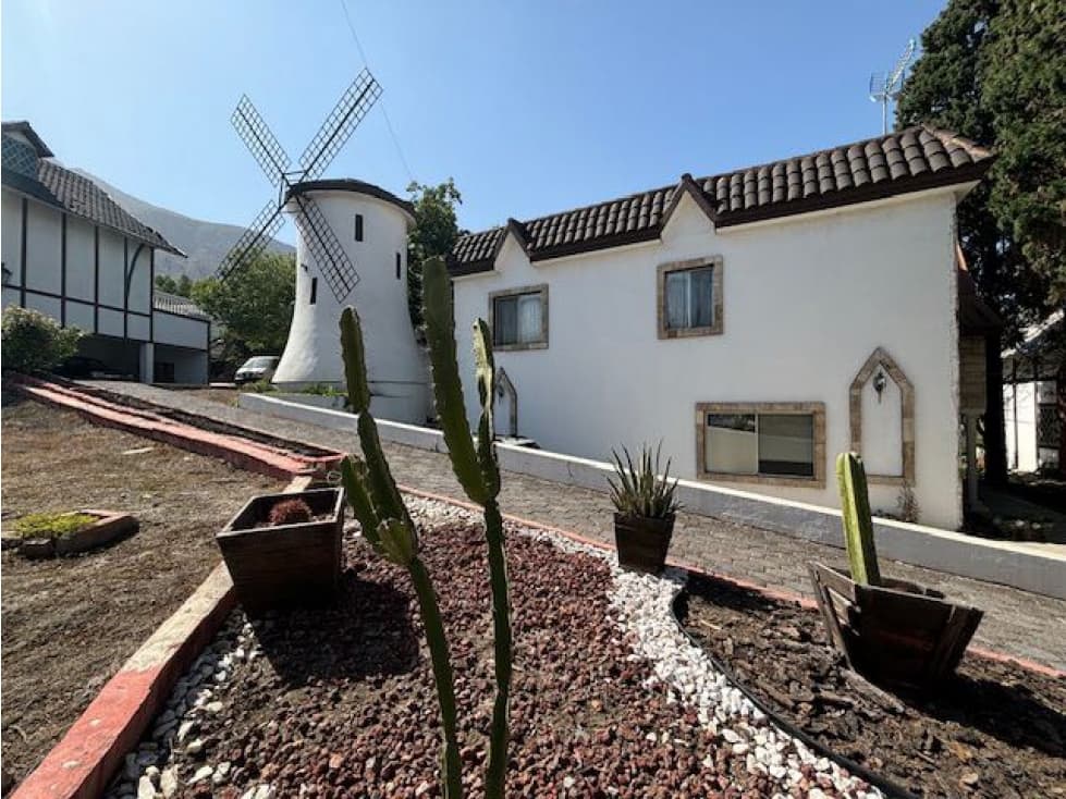 Casa en Venta Lomas Del Valle en San Pedro Garza Garcia - 1