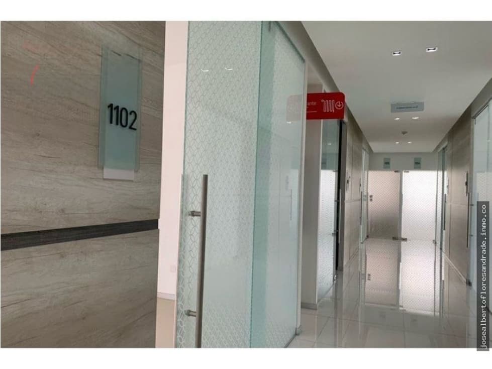 Consultorio en Venta en Hospital Mac - 1