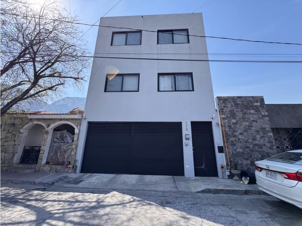 Edificio en venta ideal para inversionistas en Santa Catarina - 1