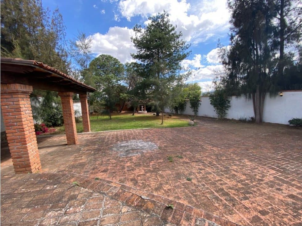 FINCA TERMINADA SOBRE SALIDA A QUIROGA, MORELIA, MICH - 1