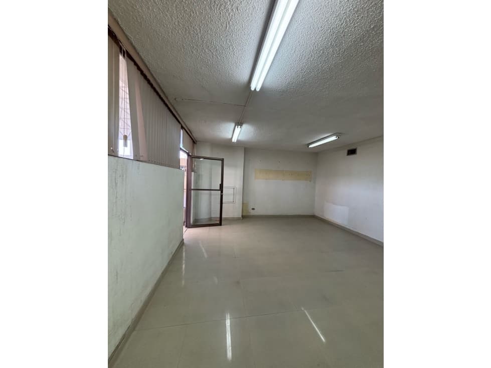 LOCAL EN RENTA, CENTRITO SPGG - 1