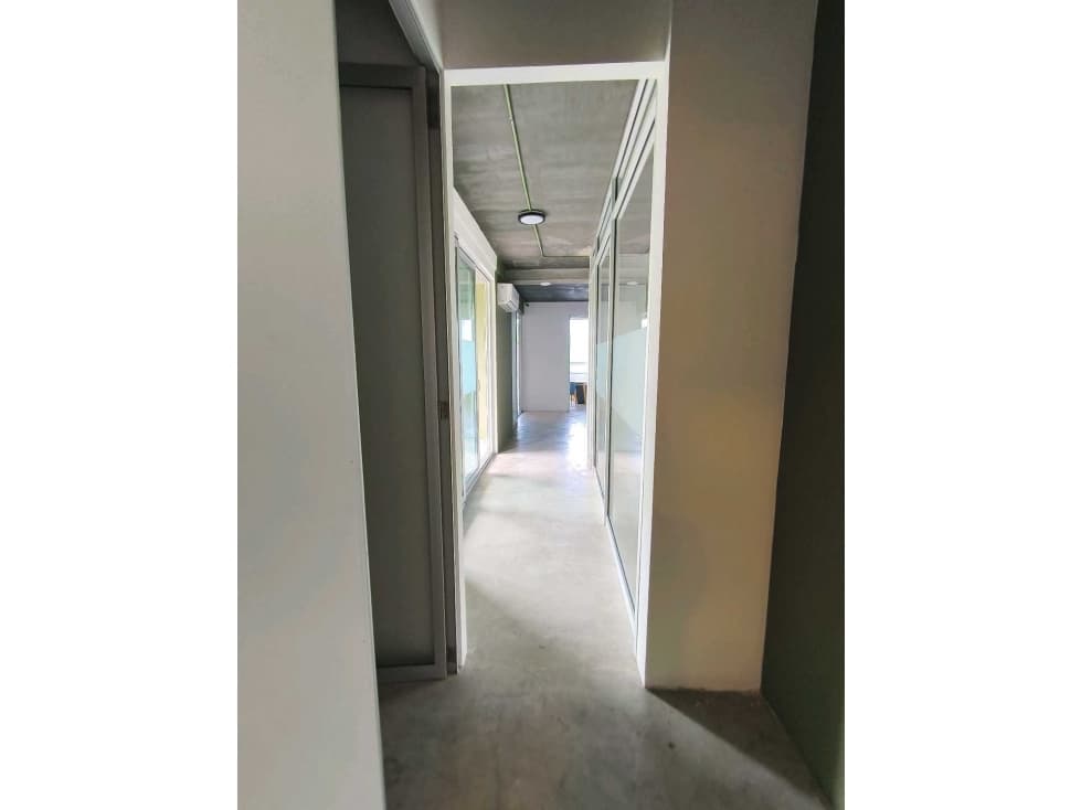 OFICINA DE 140 M2 EN RENTA- PLAYA DEL CARMEN - 1
