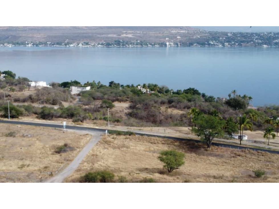 Terreno en Tequexquitengo Morelos, excelente para desarrolladores. - 1