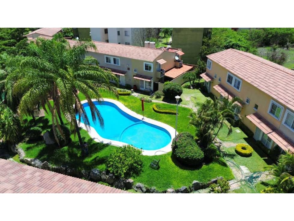 VENTA de hermosa CASA con ALBERCA, en Tlaltizapan, Mor - 1