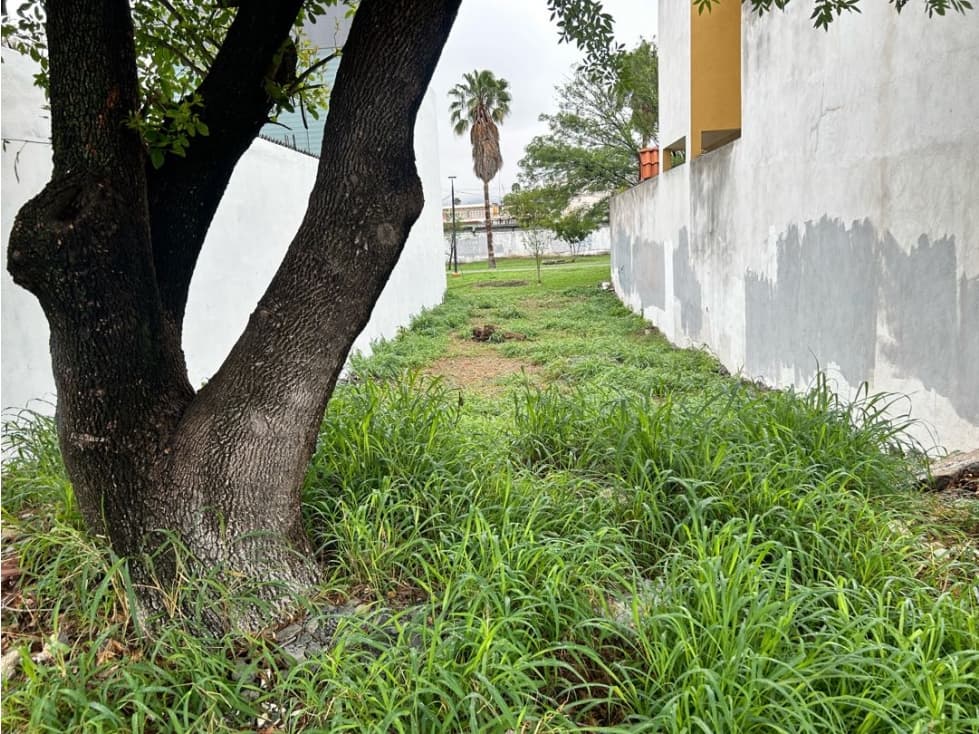 VENTA de TERRENO junto a Parque Fracc. Azteca, Guadalupe, N.L. - 1