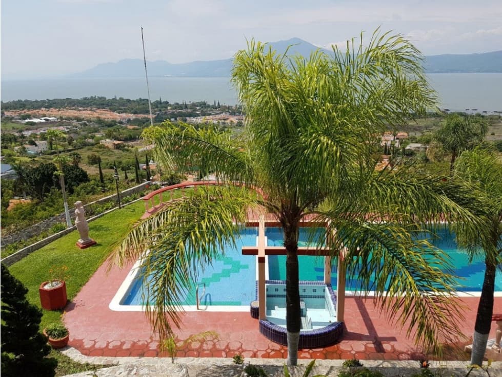 residencia con vista  al lago, 5 recamaras, alberca - 1