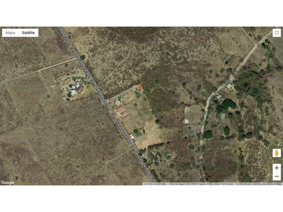 Venta de ampilo terreno con buena vista - 1
