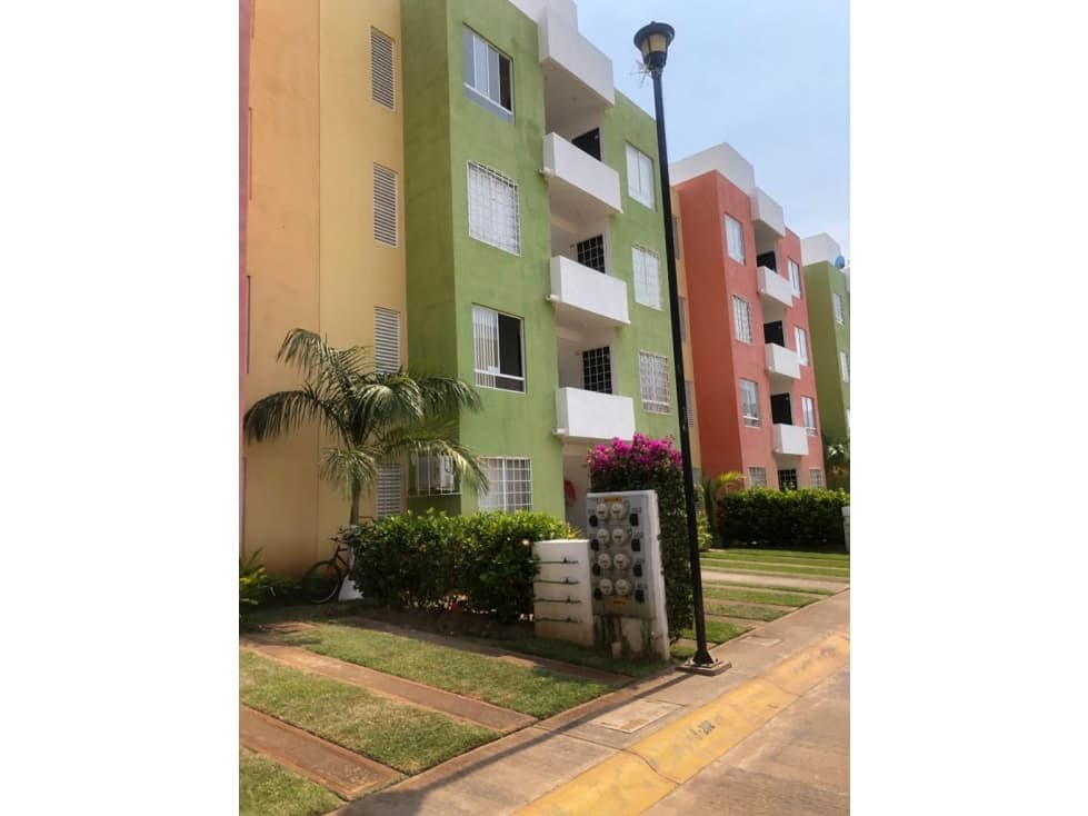 REAL DEL PALMAR EXCELENTE DEPTO EN 1ER NIVEL CON ALBERCA - 1