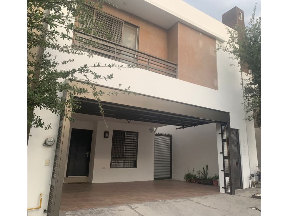 Casa en Renta Colonia Cumbres San Patricio, García Nuevo León - 1