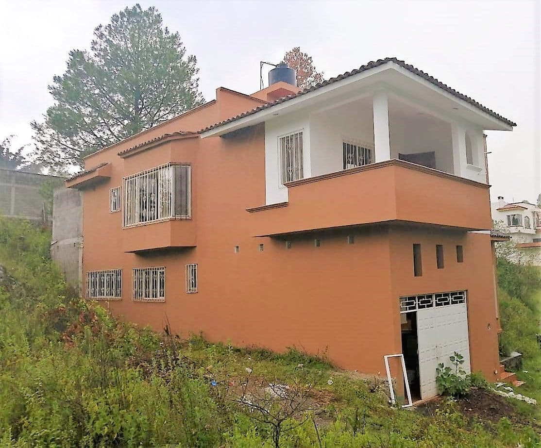 Casa campestre en venta en Erongaricuaro - 1