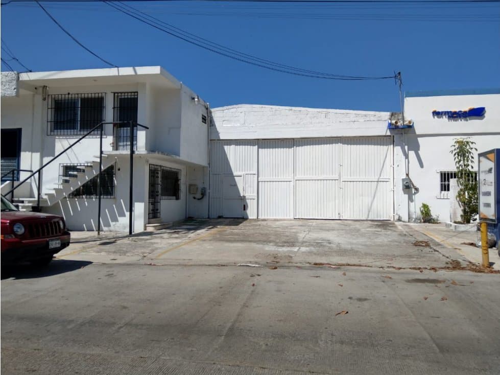 RENTA BODEGA CON OFICINAS CERCA DEL PUERTO CIUDAD DEL CARMEN - 1