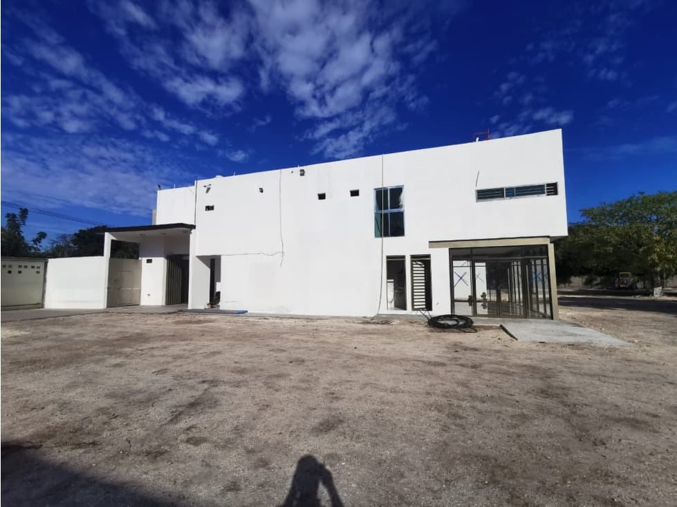 VENTA TERRENO CON OFICINAS Y BODEGA EN AV BIVALVO CIUDAD DEL CARMEN - 1