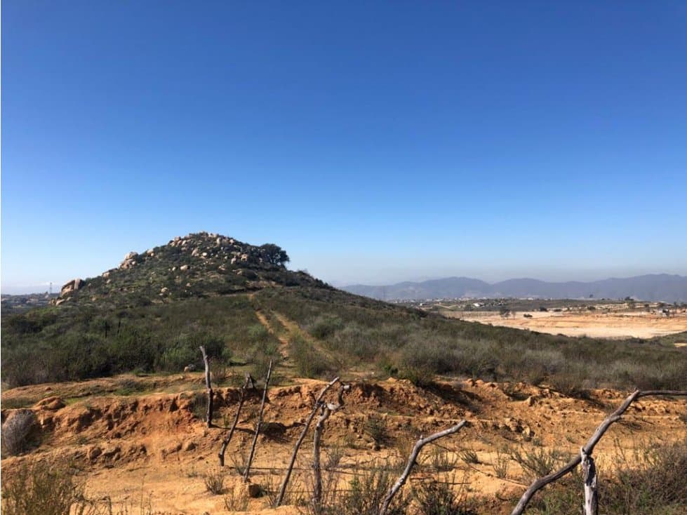 Terreno sobre Carretera Ojos Negros - 1