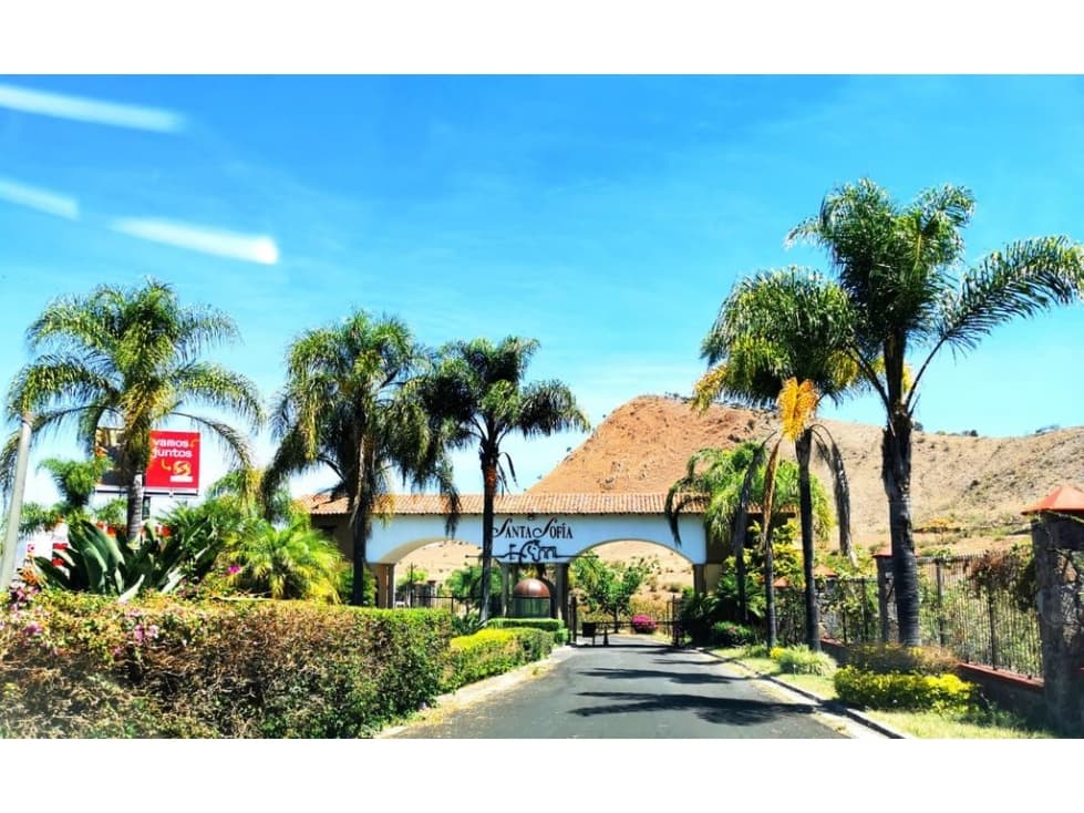TERRENO EN VENTA EN SANTA SOFIA - 1