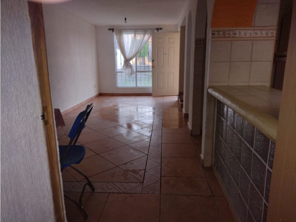 Venta de Casa en Condominio en Tzompantle - 1